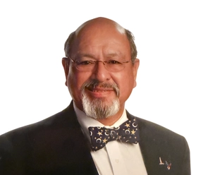 Robert Saucedo